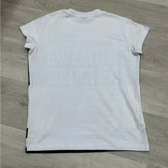 Exclusive Jean Paul Gaultier Designer Tshirt. - Picture 6 of 12